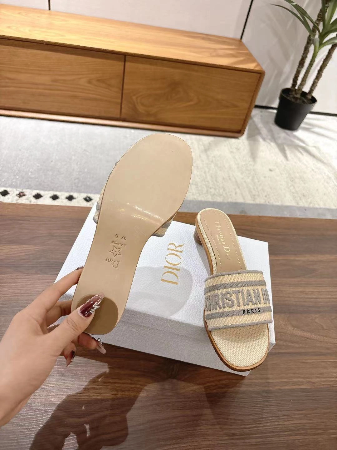 COCO-- 4ior KCO395ECJ_S24T embroidery Dway Heel height:3.5CM item:E-X000H1305